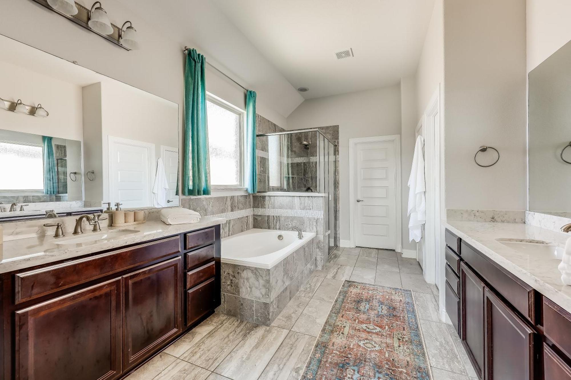 Holiday home Cozy Yet Spacious Retreat - Perfect For Family Gatherings *