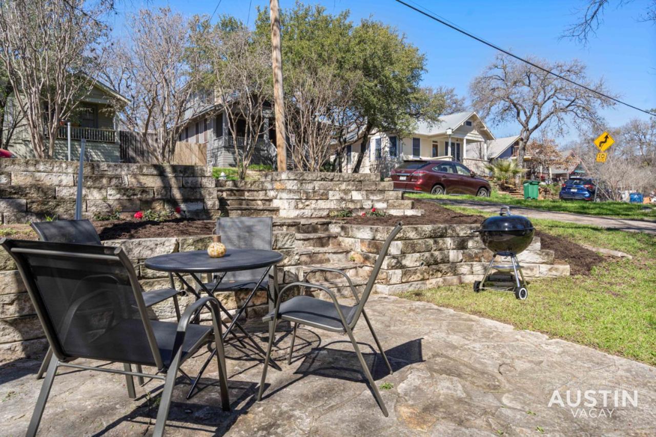 Modern Haven With King And Impeccable Location Holiday home Austin