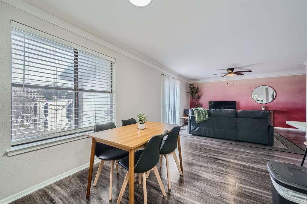 Your Modern 2b Getaway - W/d, Pool, Prkg - 10min To Dtwn