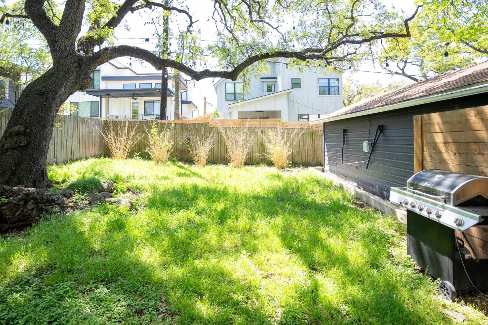 Unique Vintage South Congress Holiday home