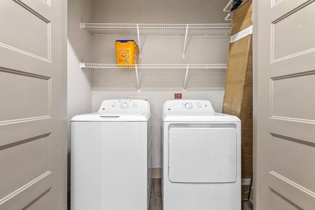 Charming 1br Oasis Kingbed Freeparking Wi-fi Austin