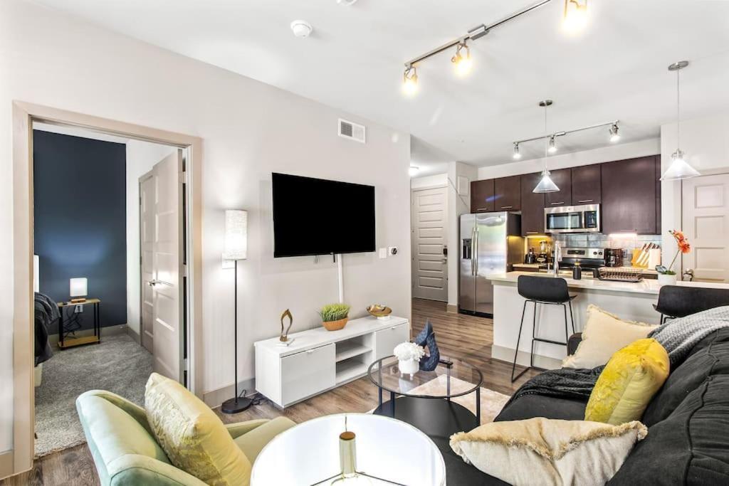 Charming 1br Oasis Kingbed Freeparking Wi-fi * Austin