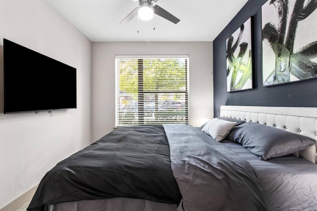 Charming 1br Oasis Kingbed Freeparking Wi-fi Apartment *