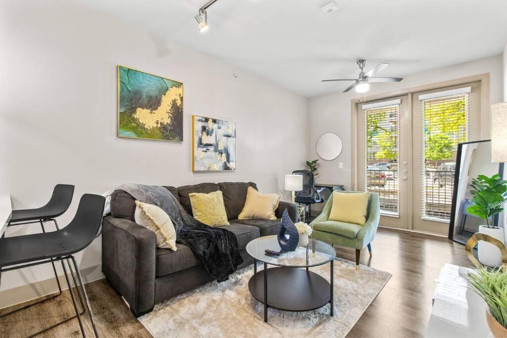 Apartment Charming 1br Oasis Kingbed Freeparking Wi-fi *