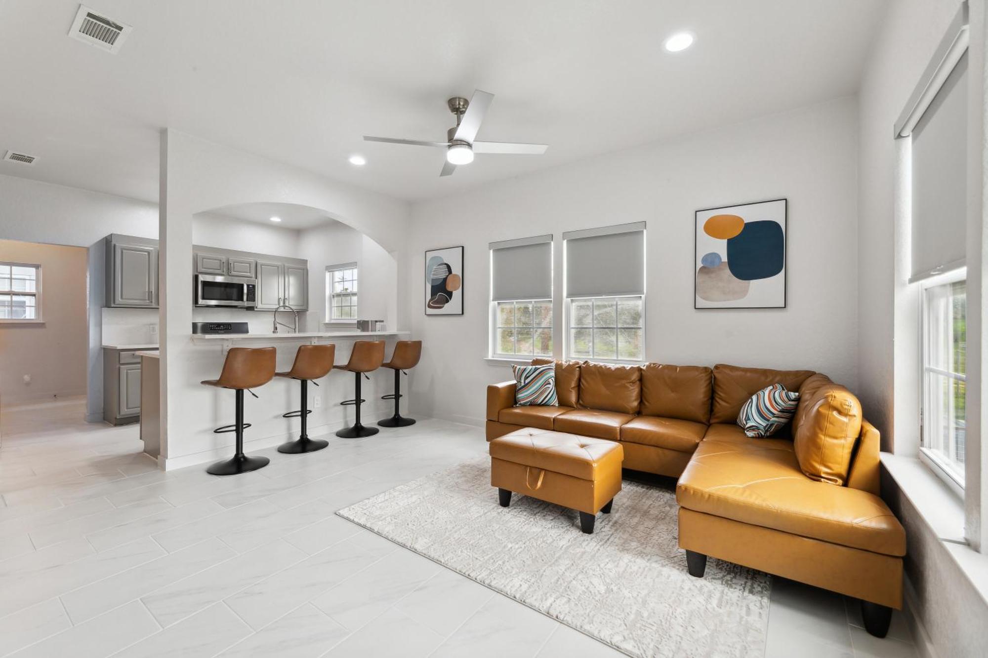 Chic 8br Retreat East For Large Groups