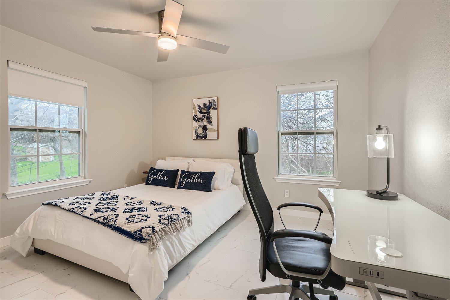 Holiday home Chic 8br Retreat East For Large Groups Austin