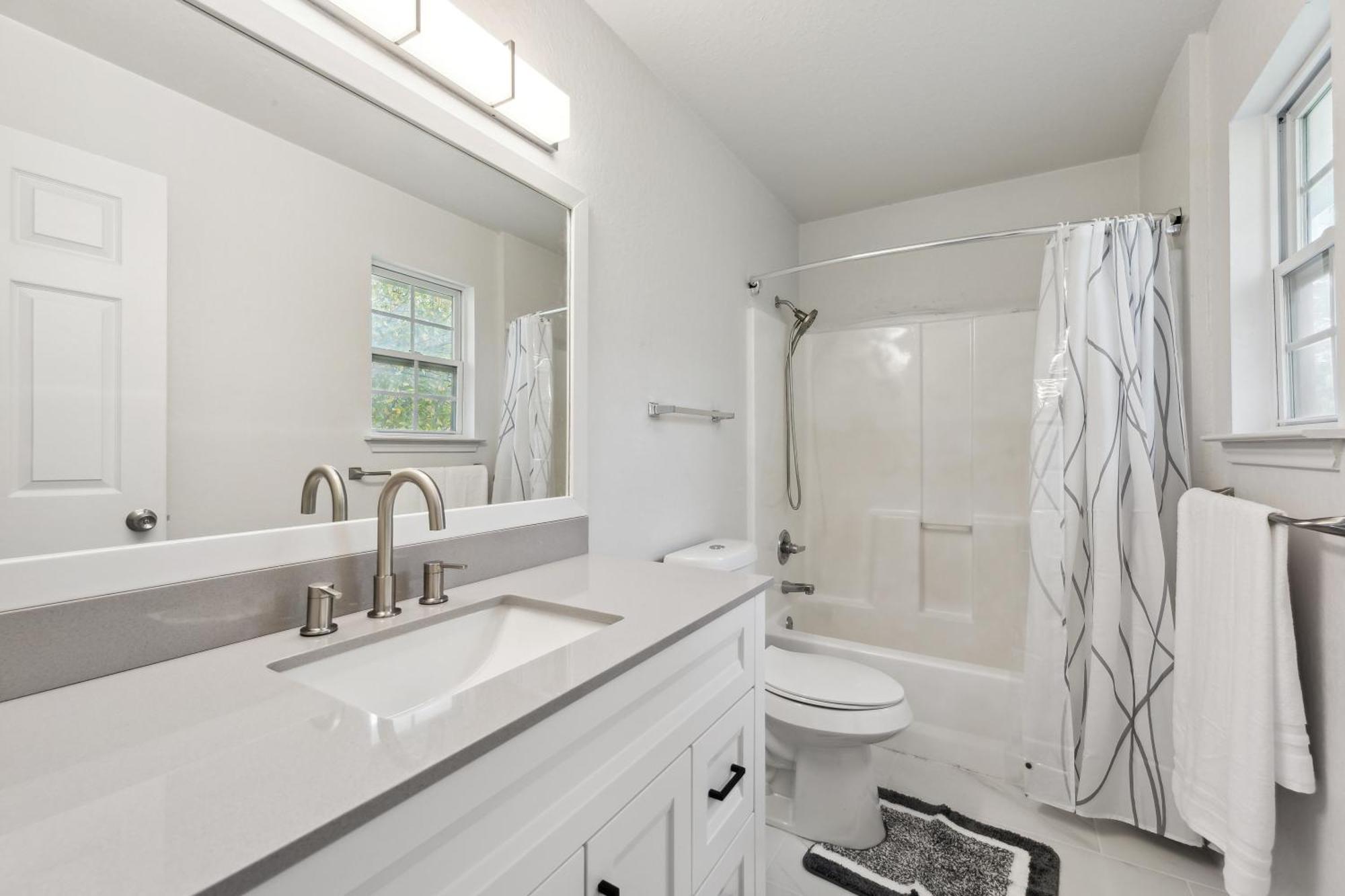 Holiday home Chic 8br Retreat East For Large Groups Austin