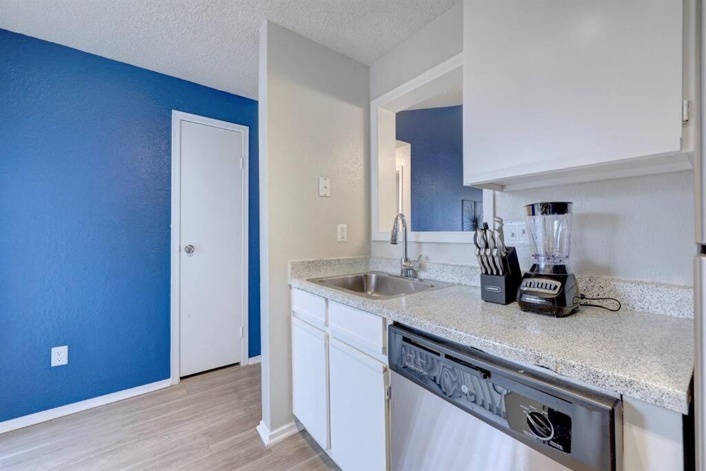 Cushy 2bd Texas Austin