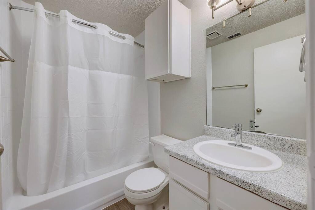 Apartment Cushy 2bd Texas