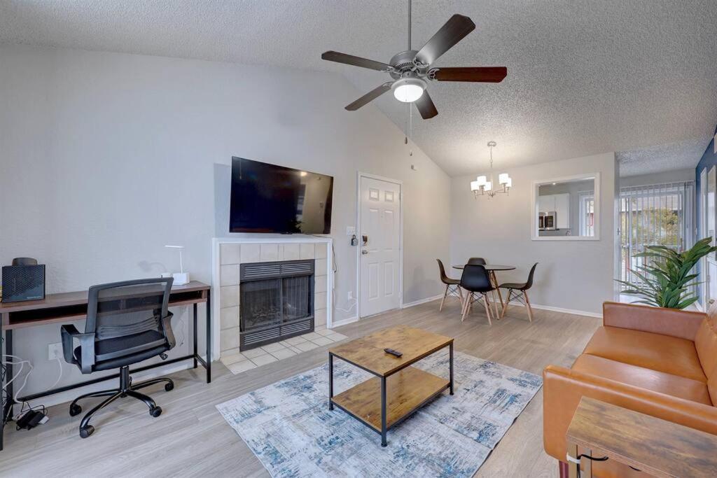 Cushy 2bd Texas *