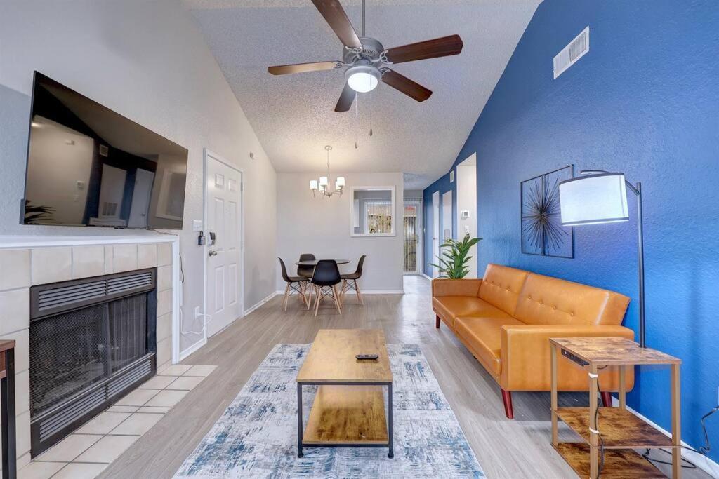 Cushy 2bd Texas *