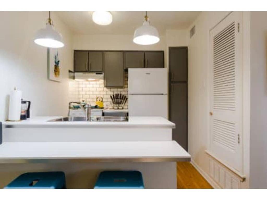 Nomad Studio L 12-min To Dt L 5-min To Domain L Tv Apartment *