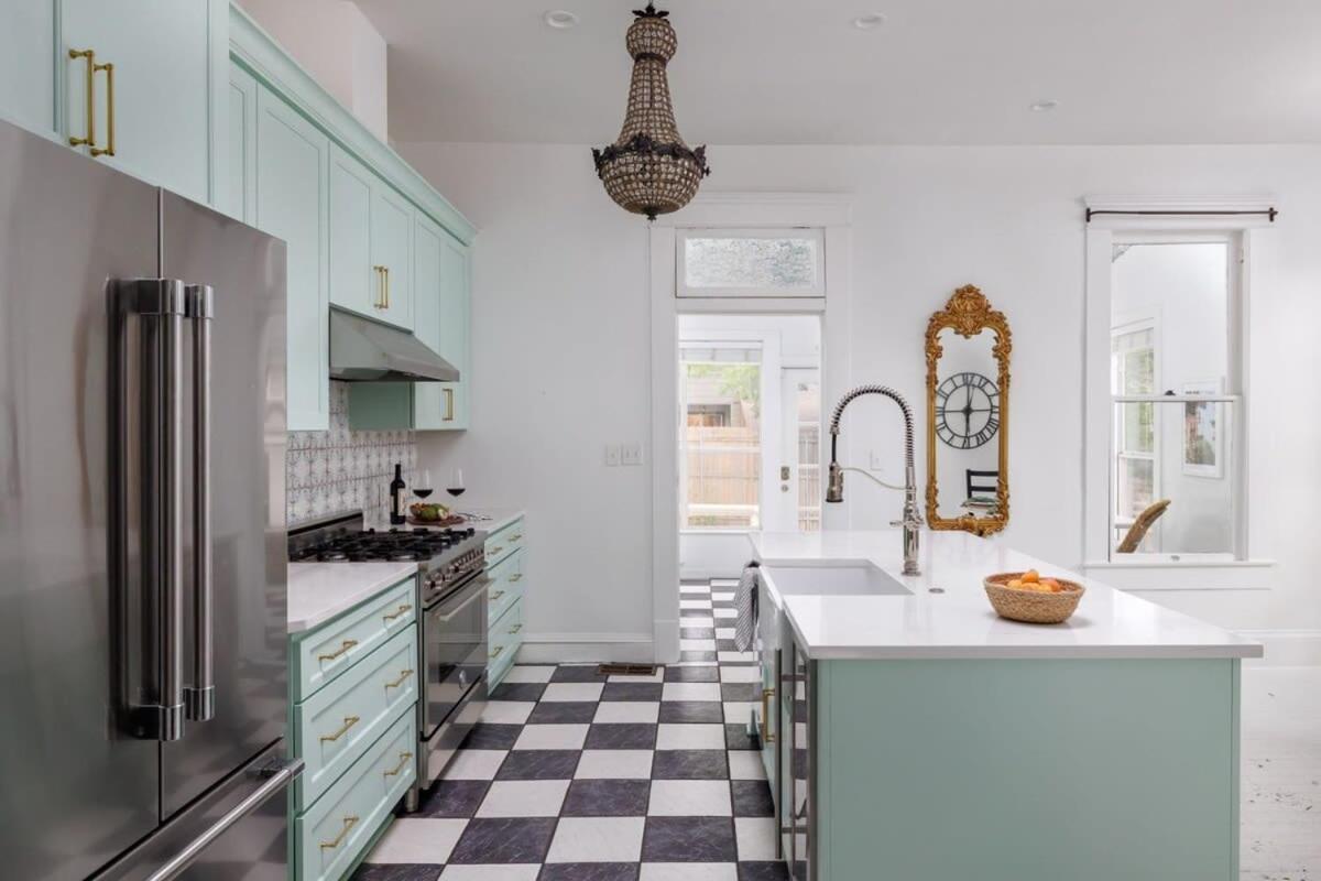 Free Parking Walk To Zilker And Barton - Craftsman Holiday home *