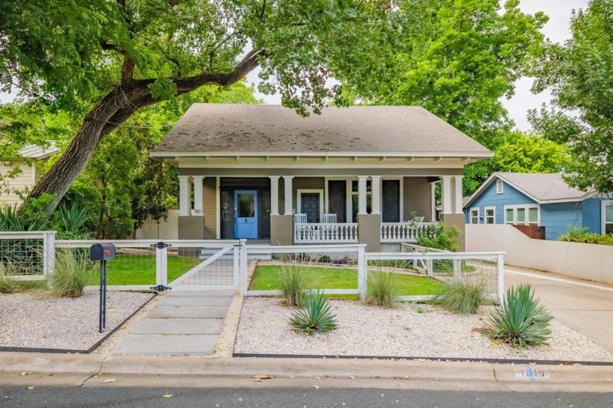 Holiday home Free Parking Walk To Zilker And Barton - Craftsman *