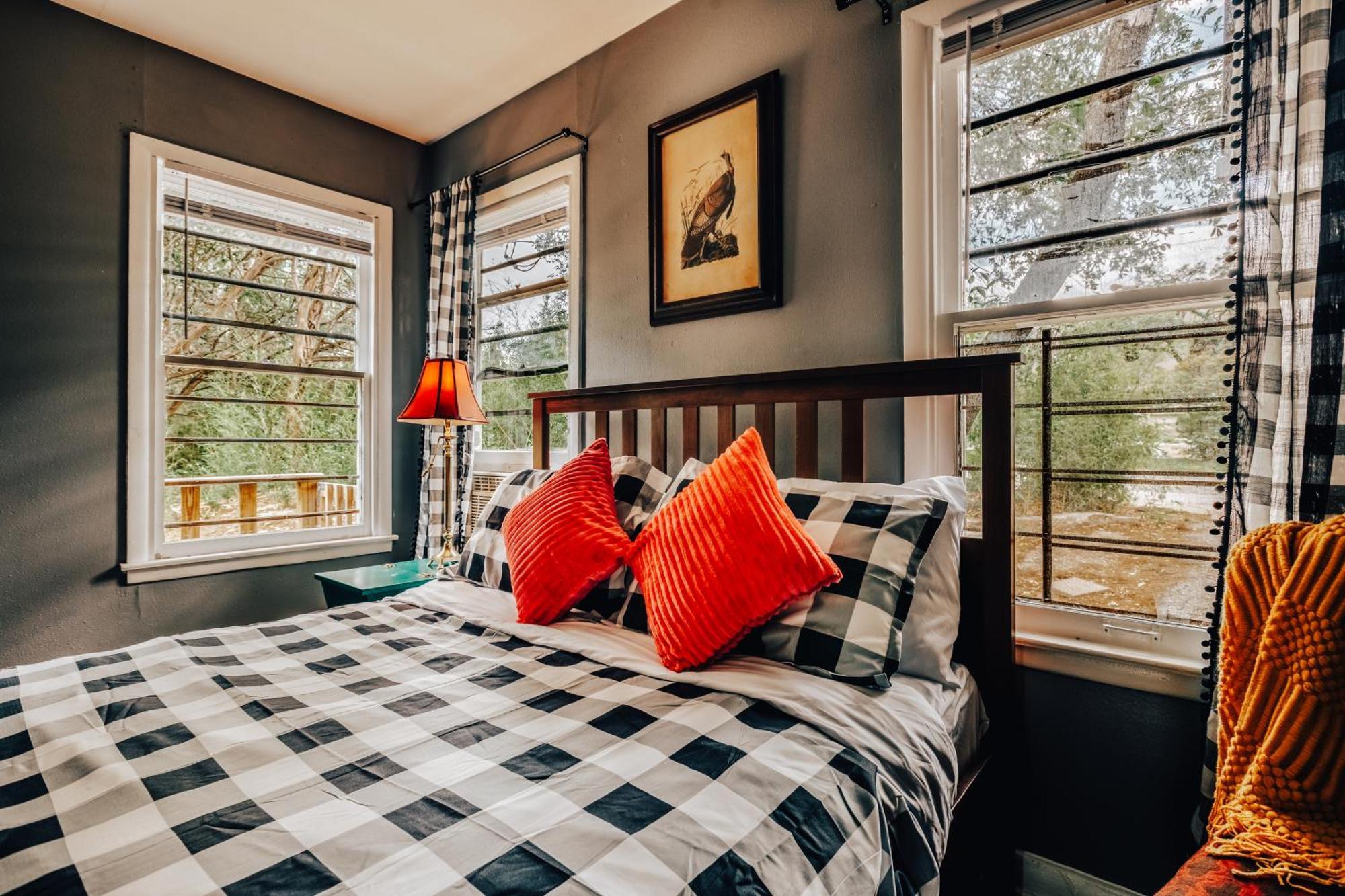 Ut Moody Twin Treehouse Holiday home Austin