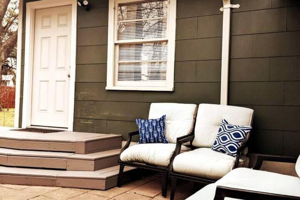 Holiday home A Rare Find - Bright, Warm, Charming Austin