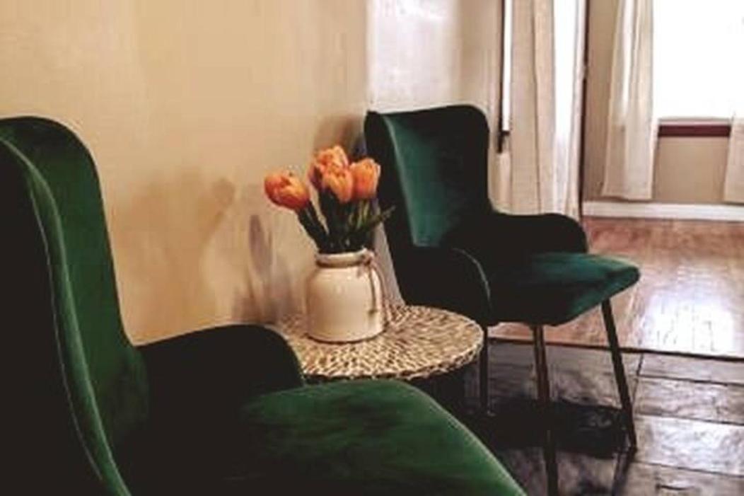A Rare Find - Bright, Warm, Charming Holiday home