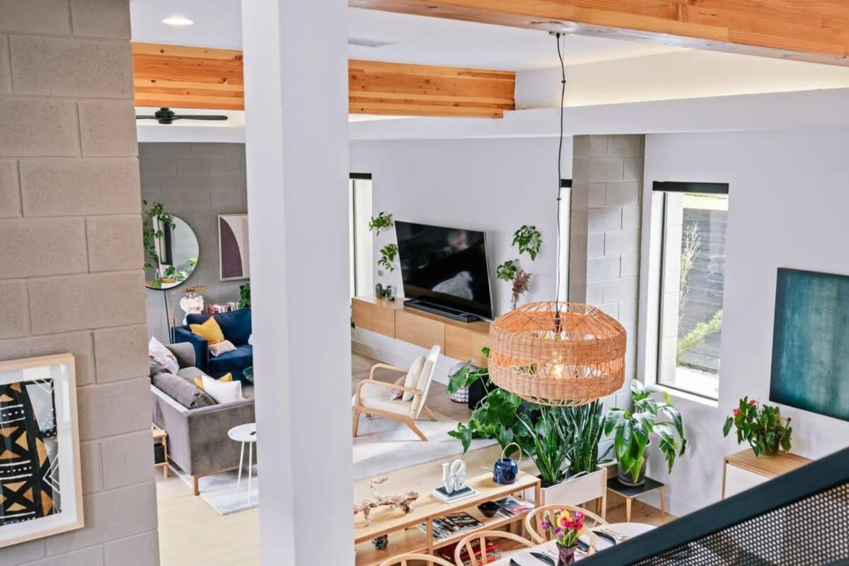 Luxe Minutes From Ut & Downtown