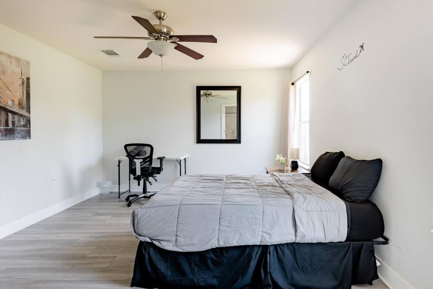 Holiday home Serenity Near Downtown & Airport *