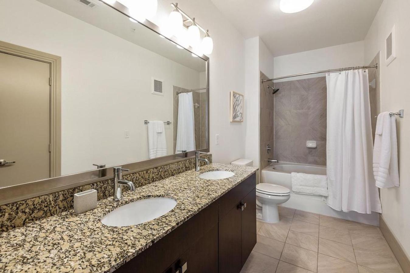 Apartment Landing At The Monroe - 1 Bedroom In Montopolis Austin