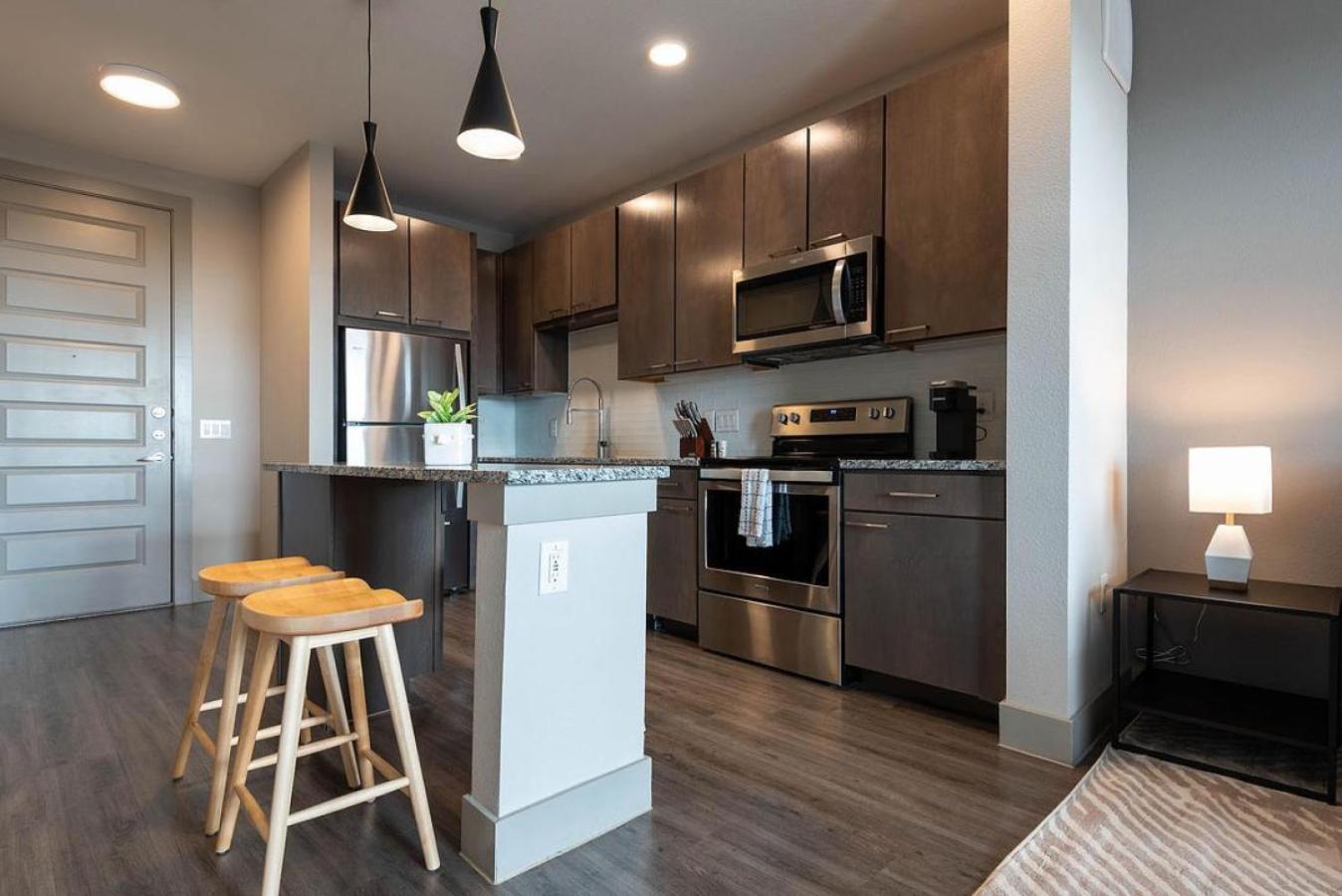 Landing - Modern With Amazing Amenities * Austin