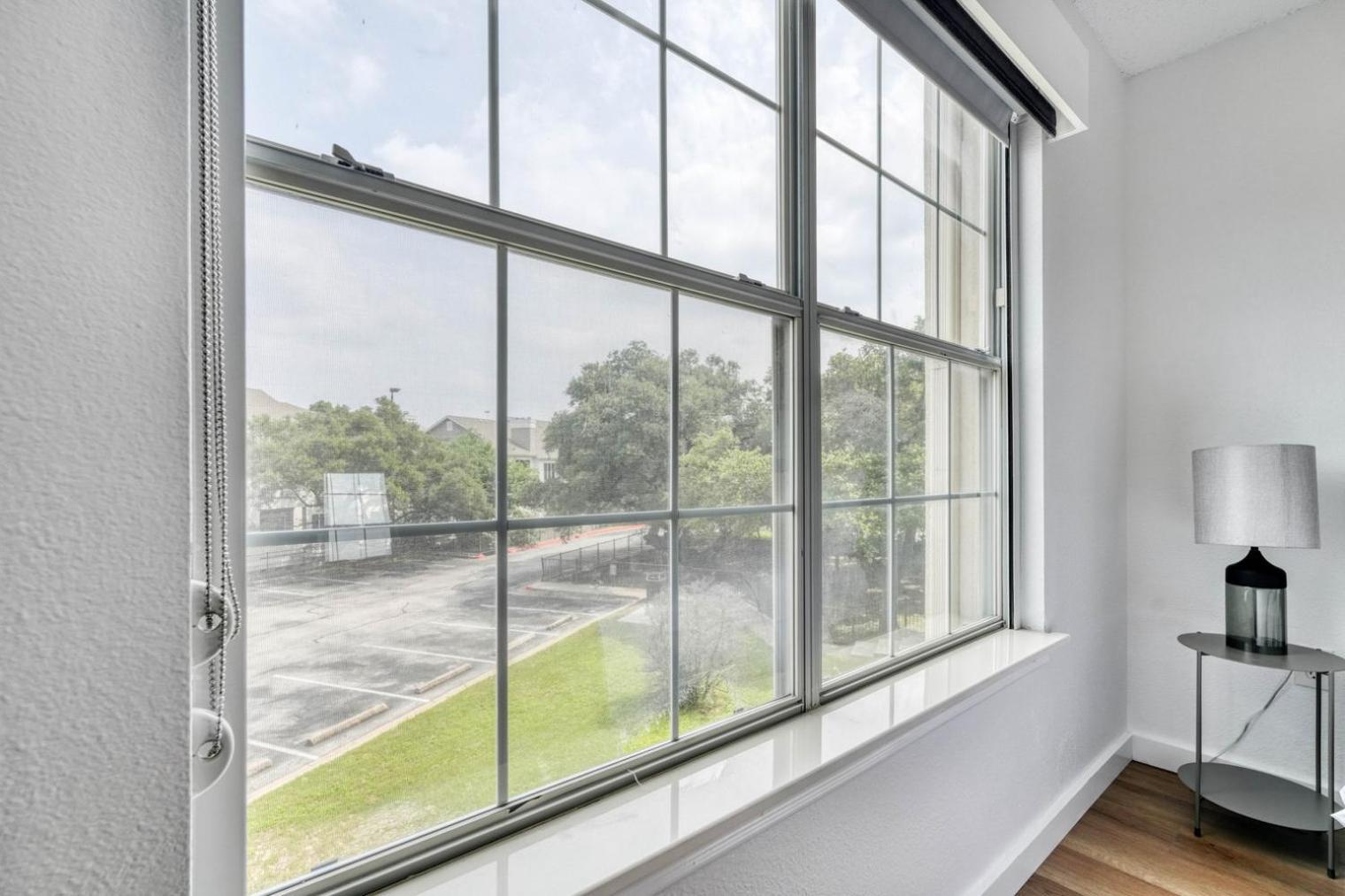 Blueground Gateway Pool Gym Close To Shops Atx-252 Apartment