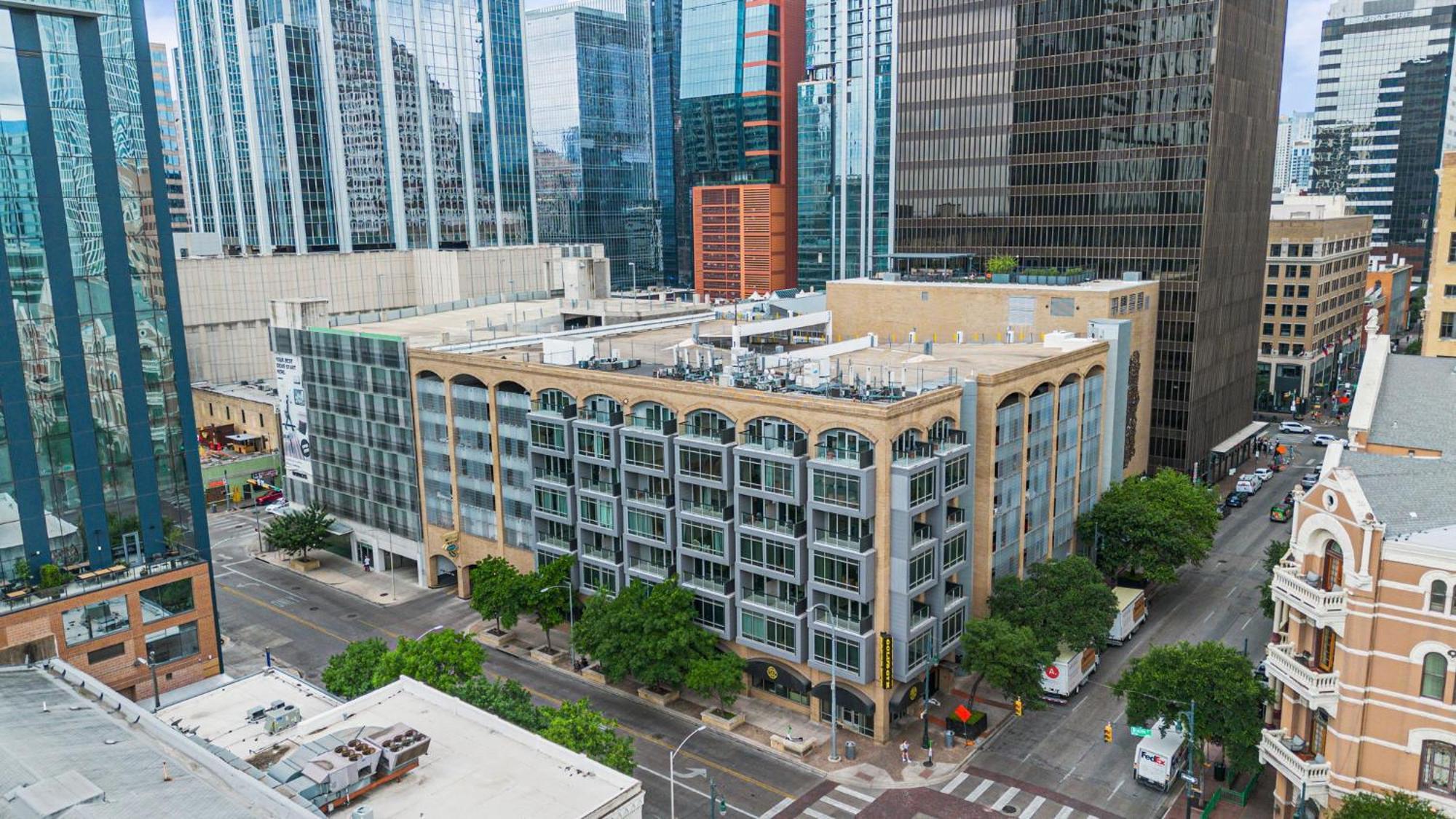 Littlefield Lofts, Hosted By Placemakr - 6th St Apartment