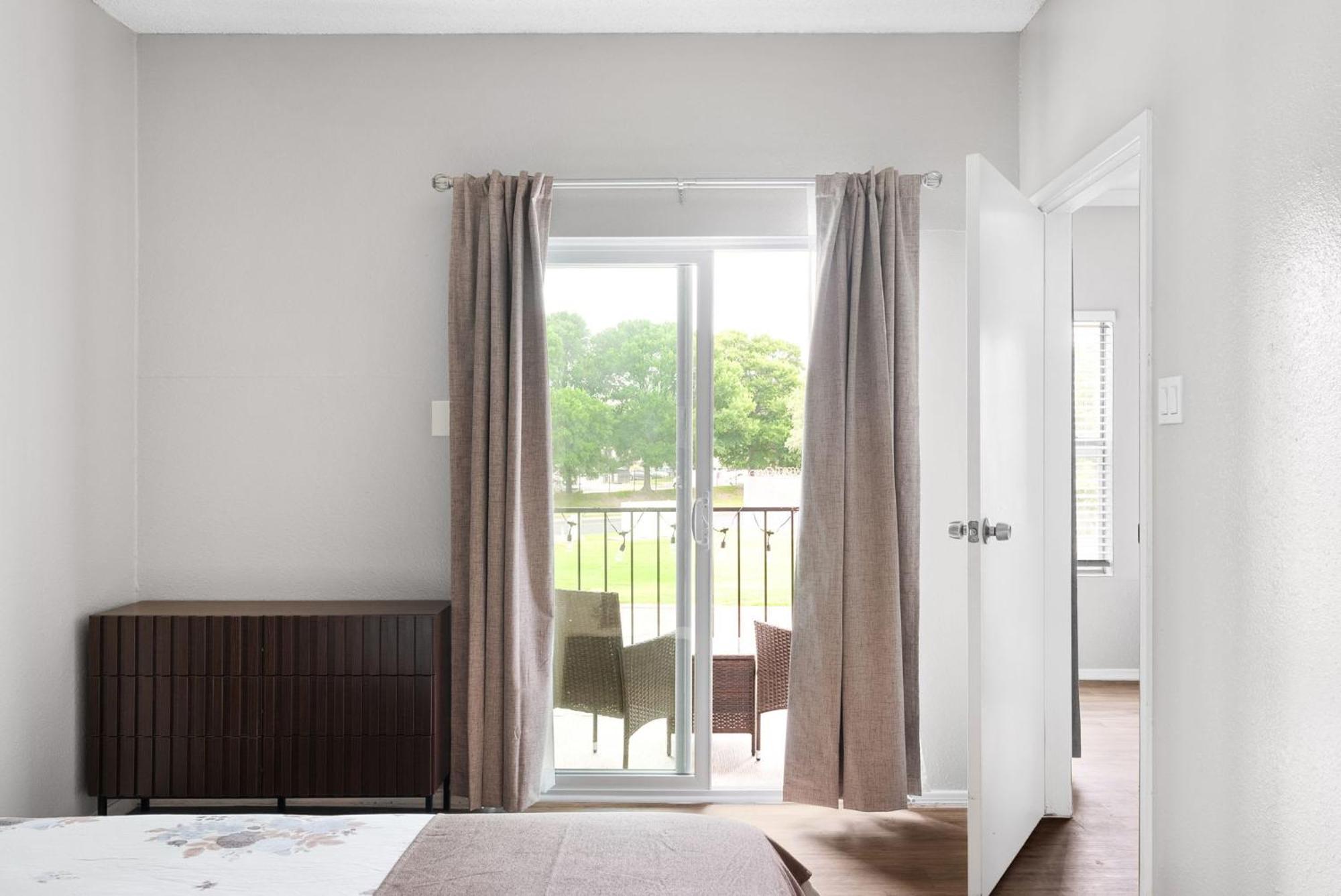 Updated 1br With Community Pool Near The Domain Apartment Austin