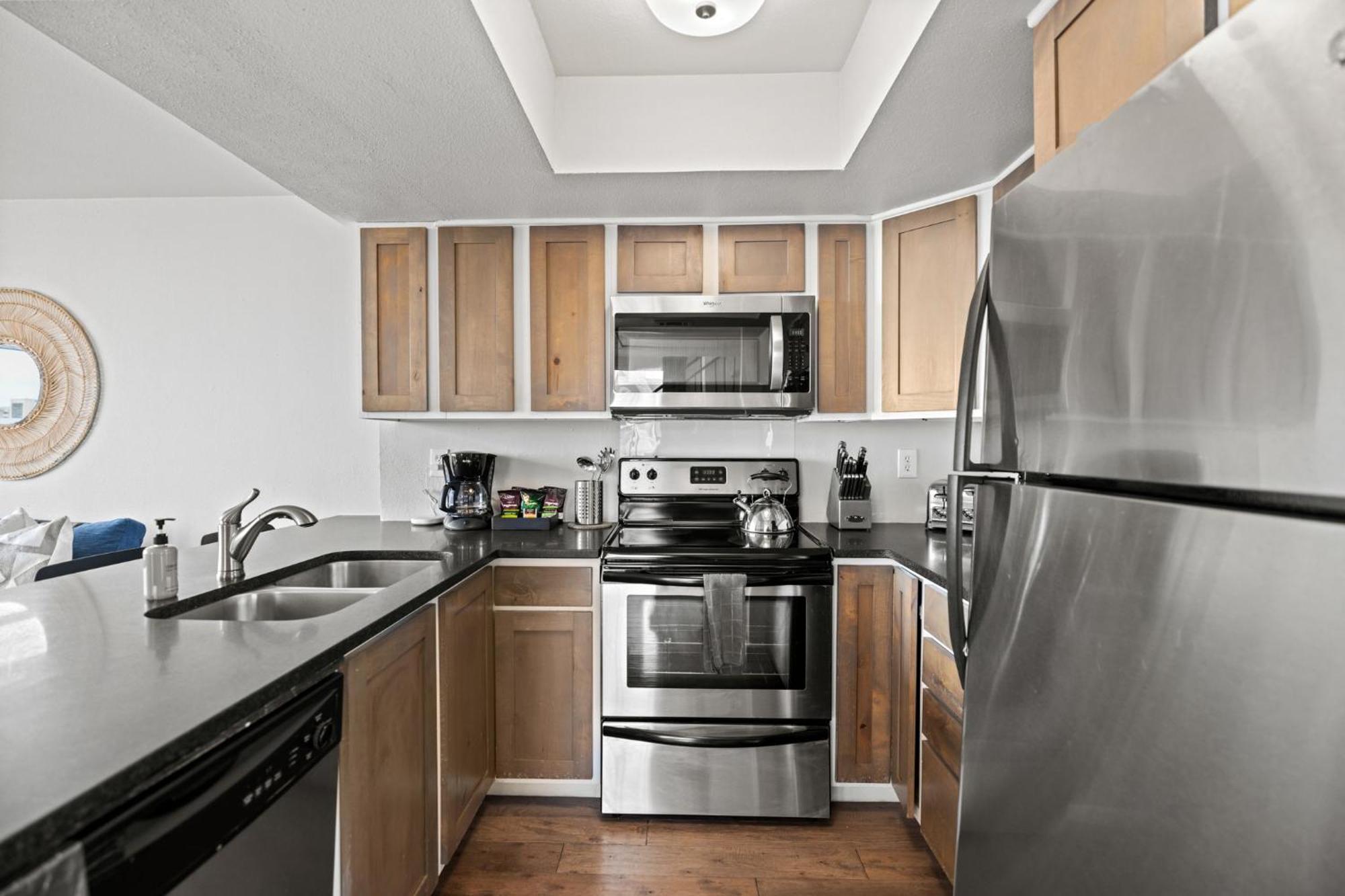 Littlefield Lofts, Hosted By Placemakr - 6th St Austin