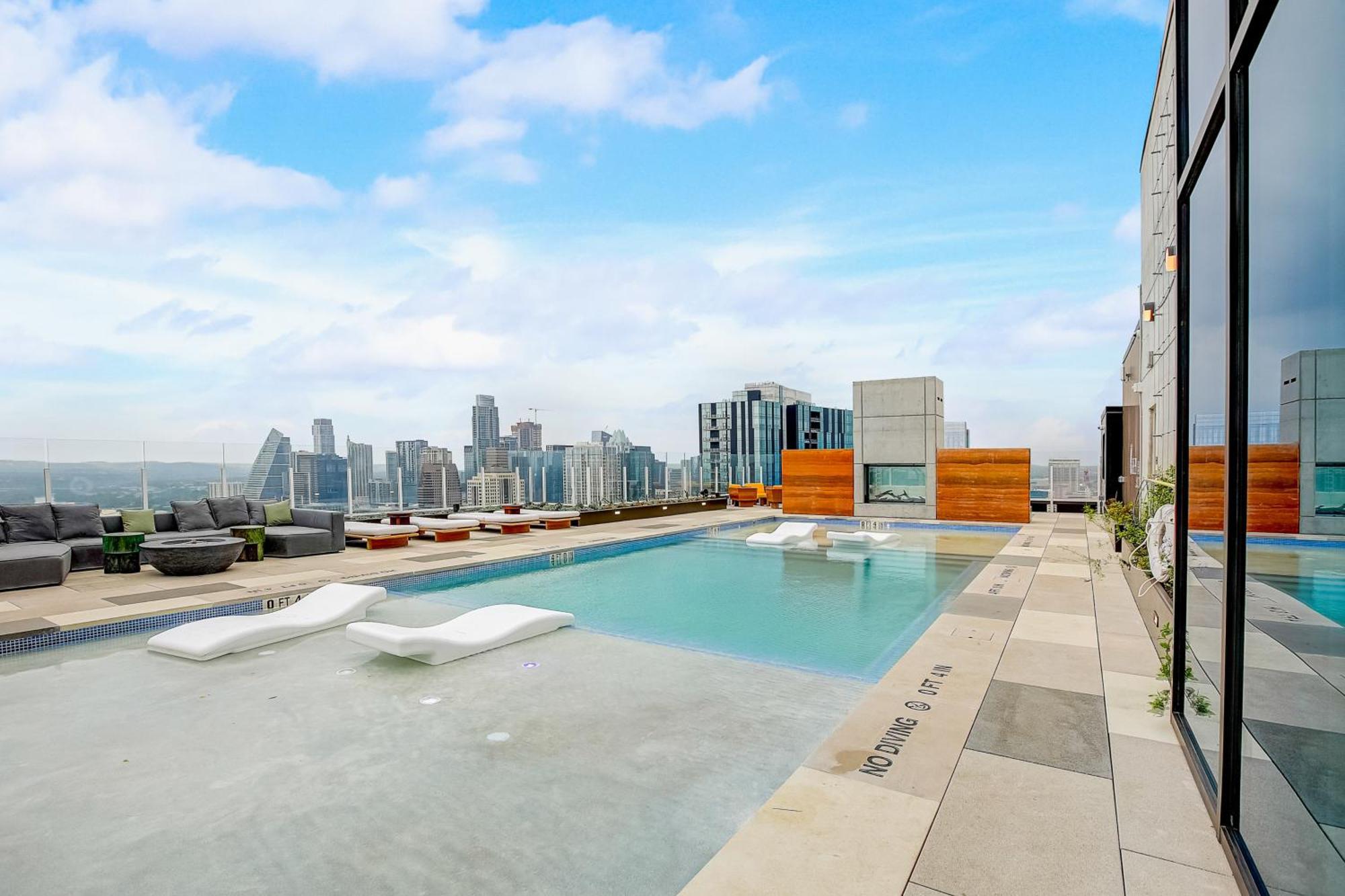 Natiivo Penthouse Apartment Austin