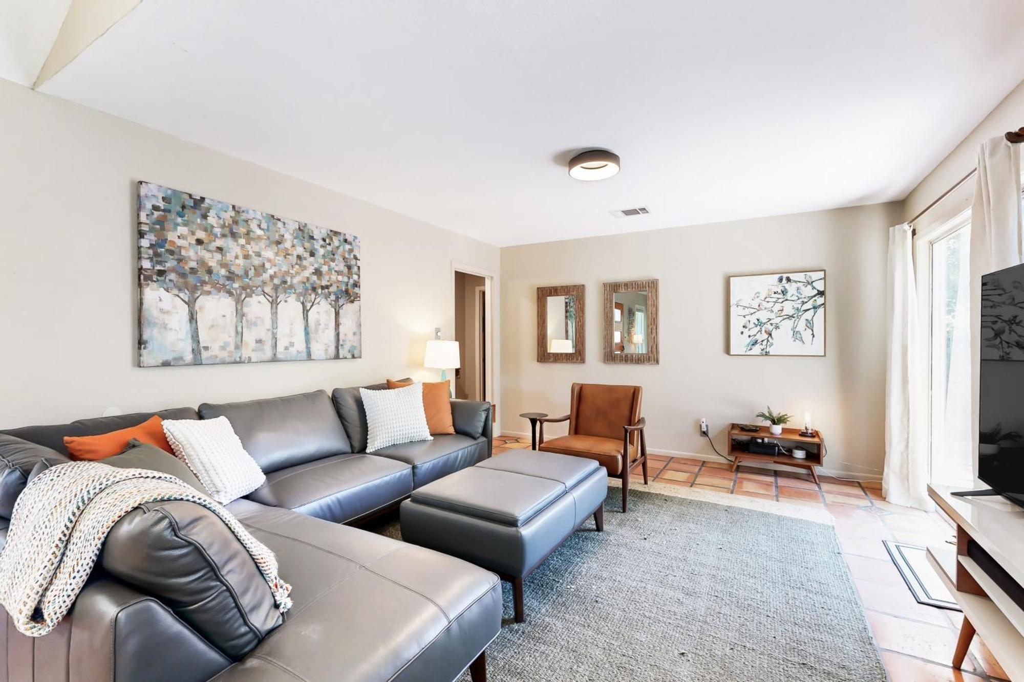Galindo Getaway Holiday home *