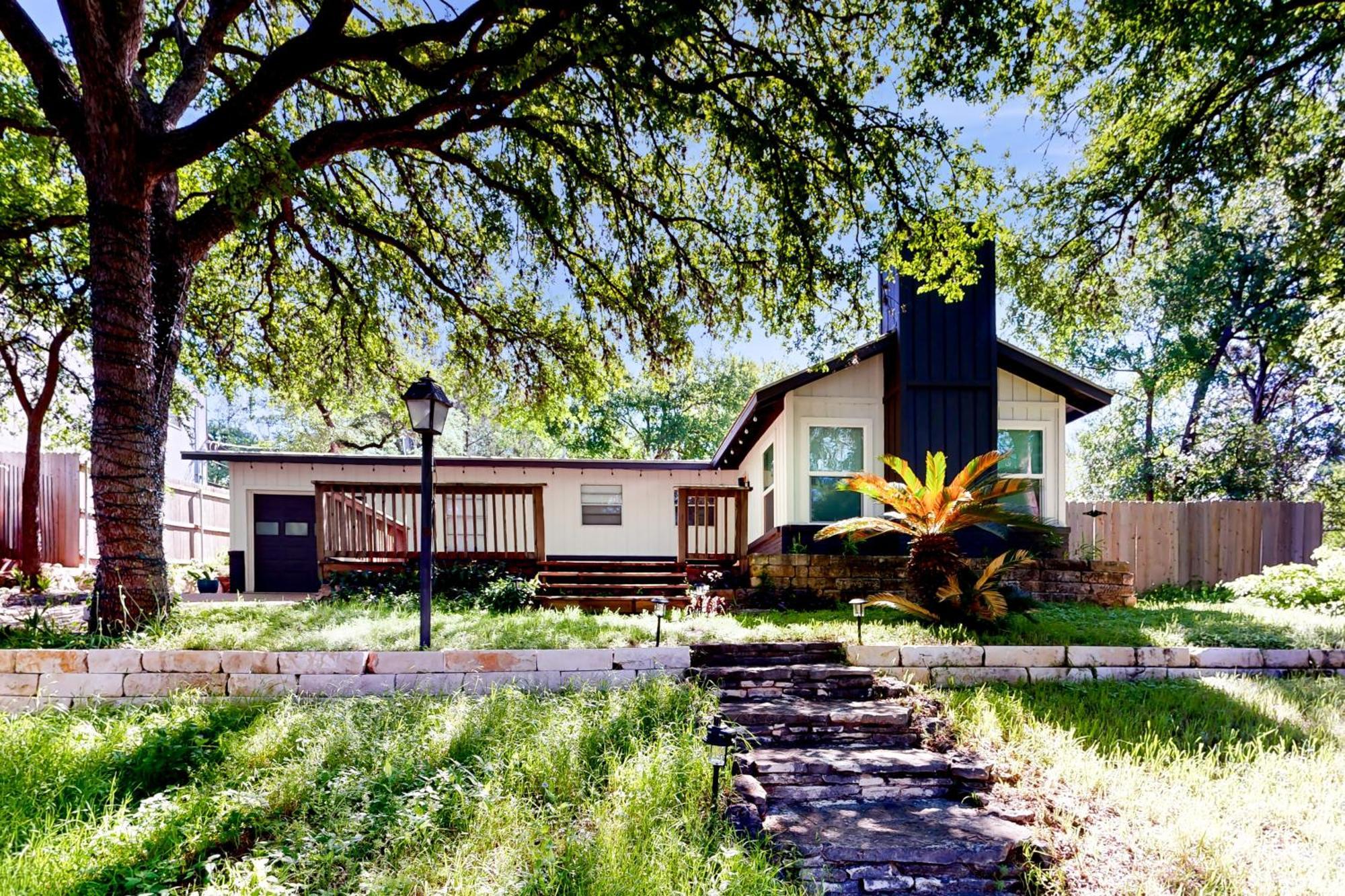 Galindo Getaway Holiday home