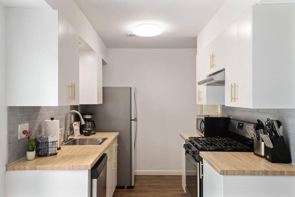 Holiday home Charming 2 Bedroom Unit With Large Yard Austin
