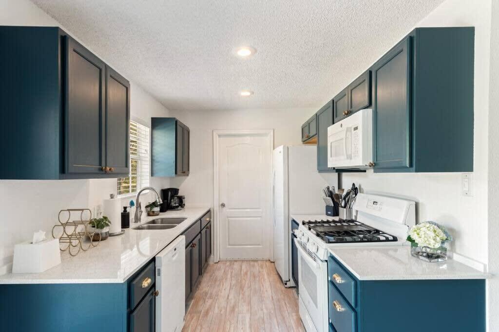 Charming East Side *