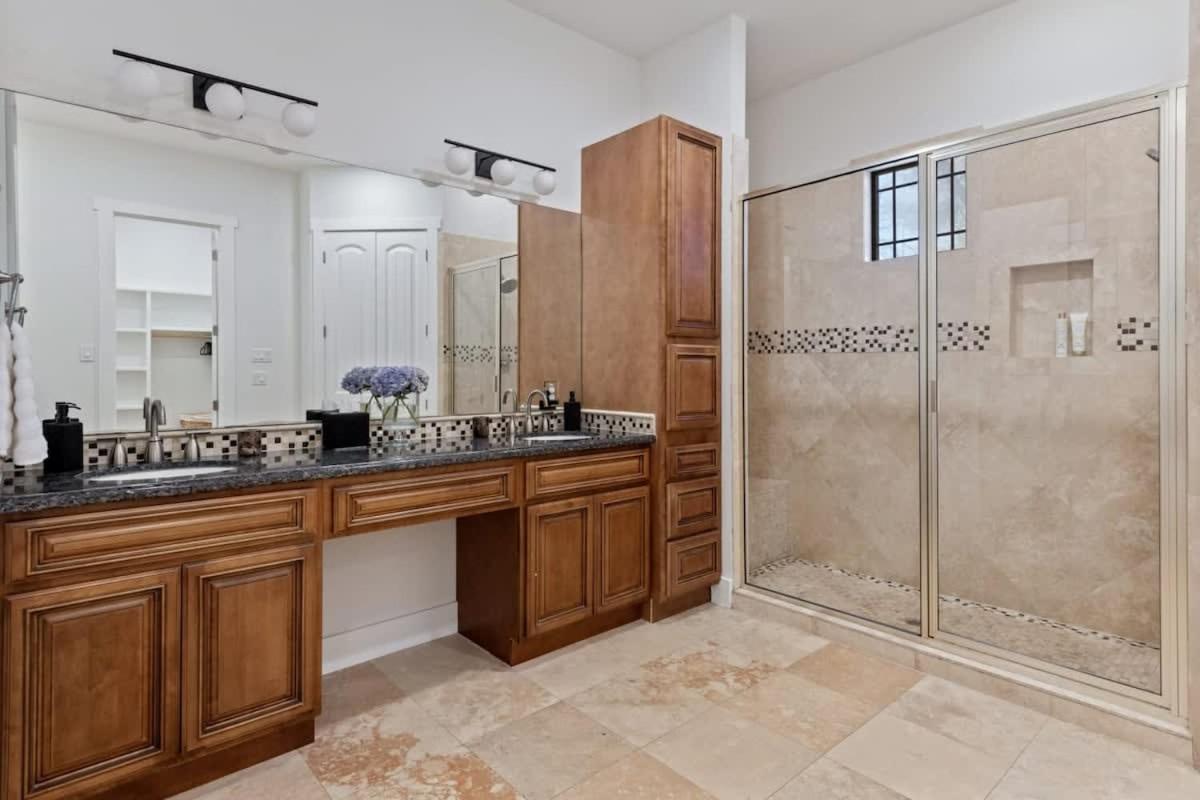 Modern Lively 3 Bedroom House In Hip East Holiday home Austin