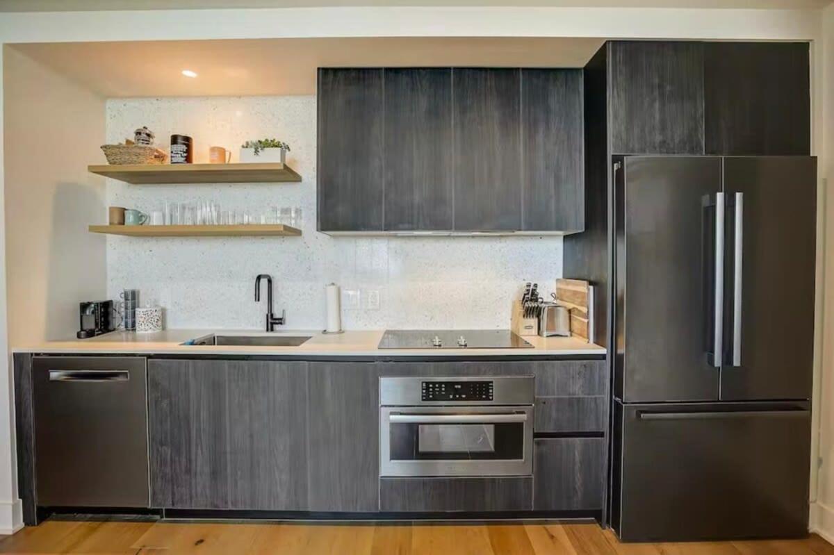 High Rise In The Heart Of Atx Holiday home Austin