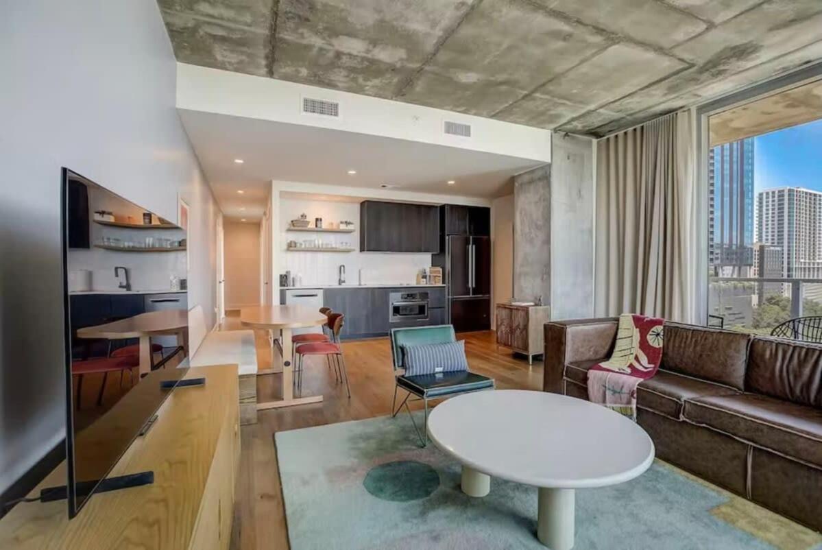 Holiday home High Rise In The Heart Of Atx Austin