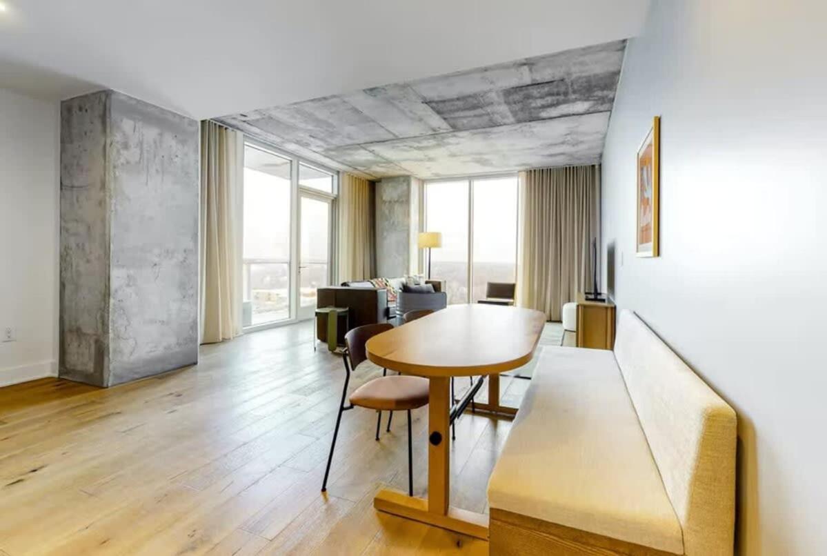 Holiday home Luxe High Rise Off Of Rainey St *