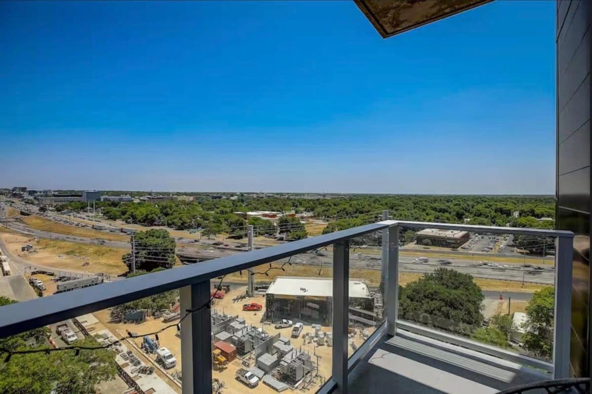 High Rise In The Heart Of Atx * Austin