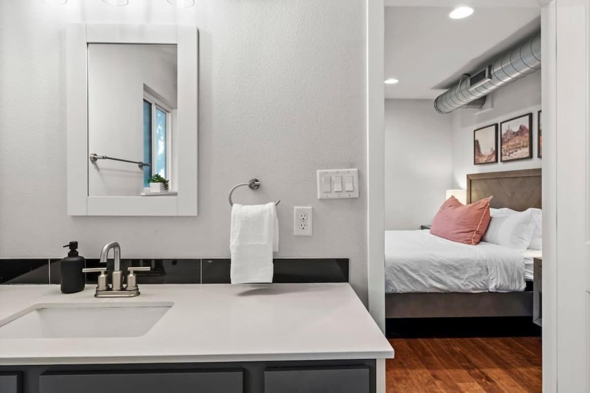 Mid-century In Zilker With A Backyard