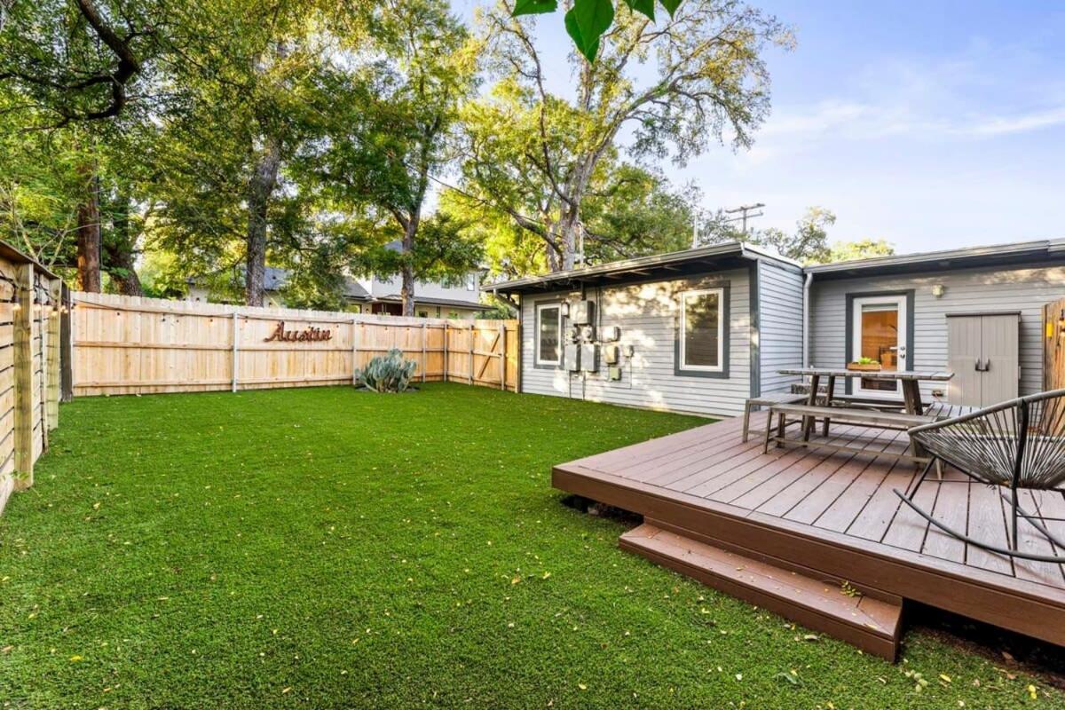Mid-century In Zilker With A Backyard