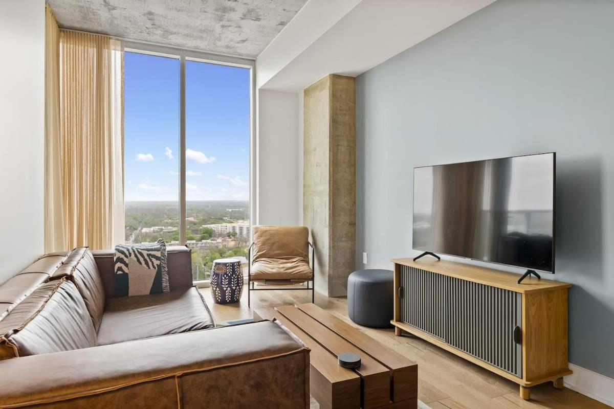 Luxe In Downtown Apartment Austin