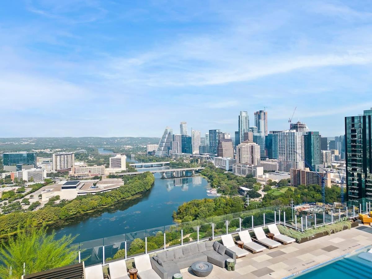 Luxe In Downtown