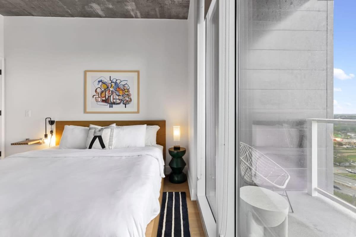 Luxe In Downtown * Austin
