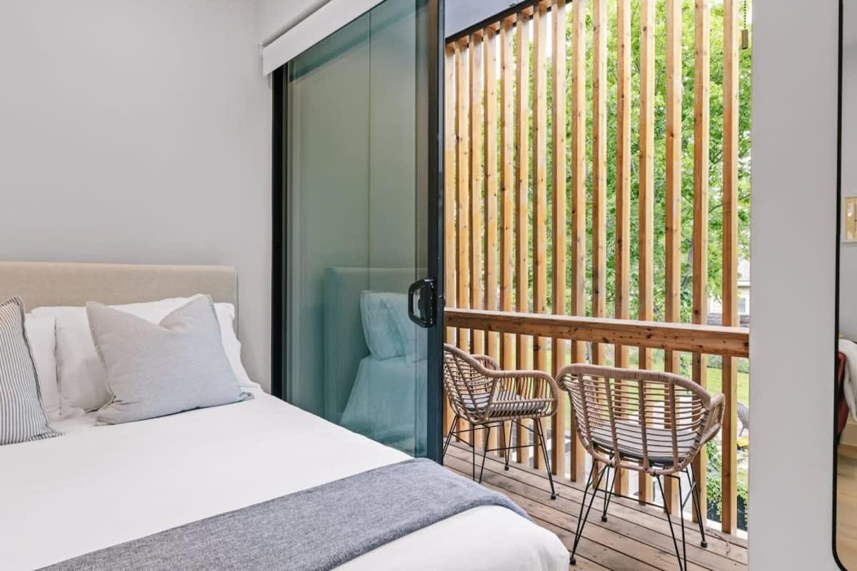 Luxe Minutes From Ut & Downtown Holiday home *