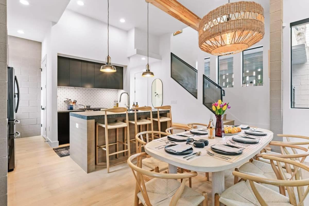 Luxe Minutes From Ut & Downtown *