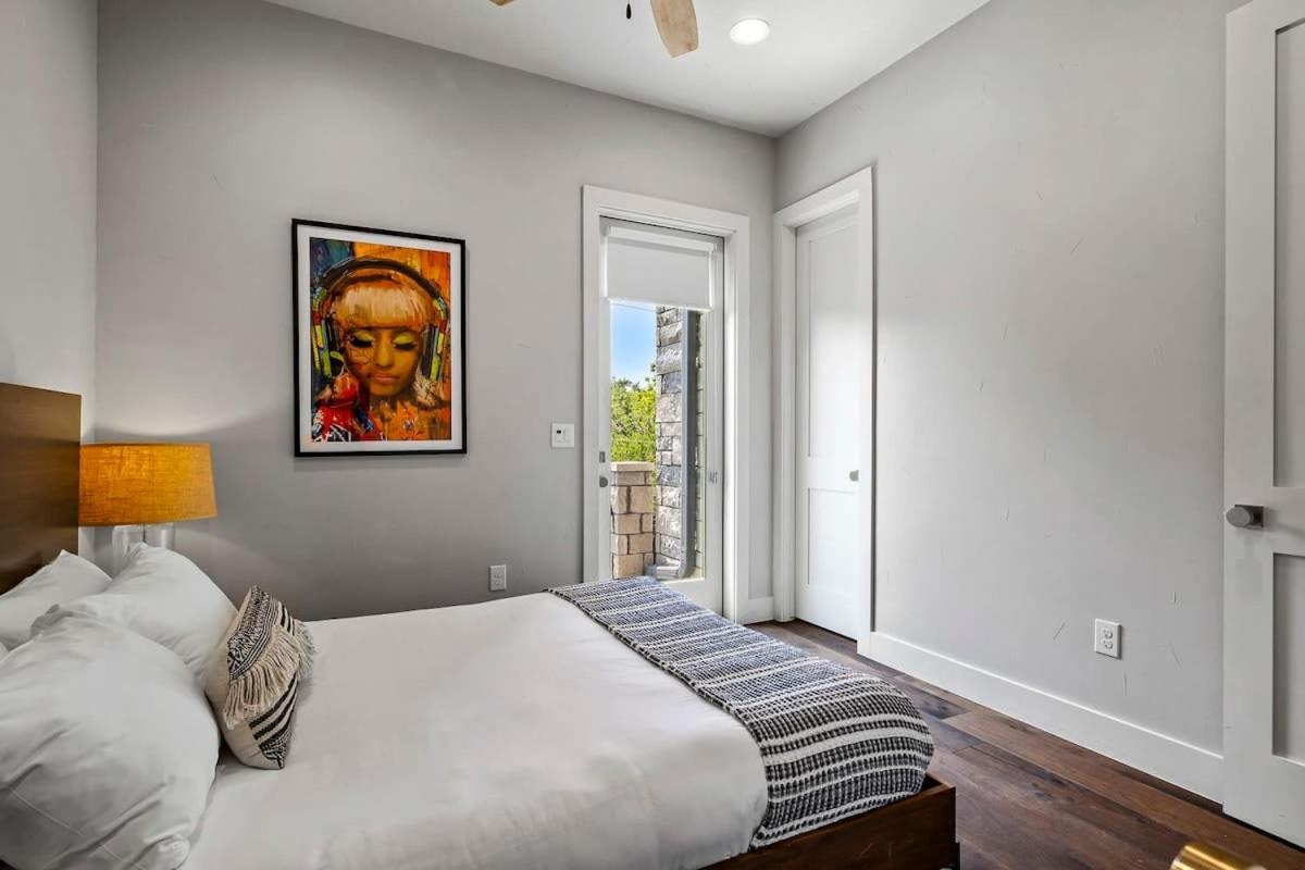 Luxury Compound In South Lamar Holiday home *