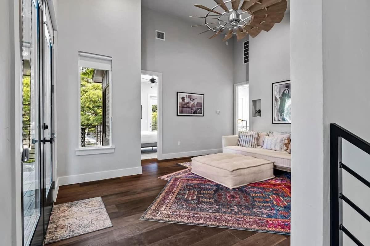 Holiday home Luxury Compound In South Lamar Austin