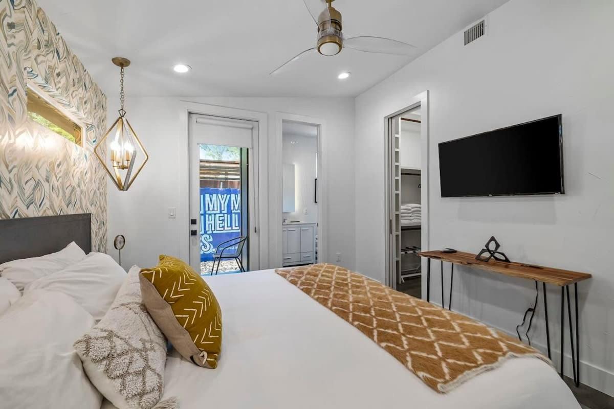 Luxury Compound In South Lamar Holiday home