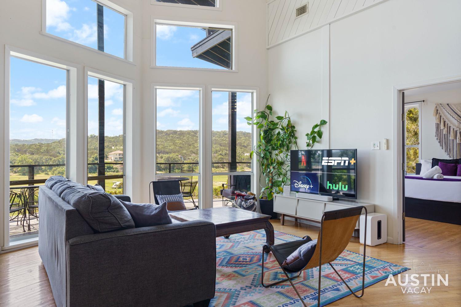 Watch The Sunset On A Huge Patio Near Travis Austin